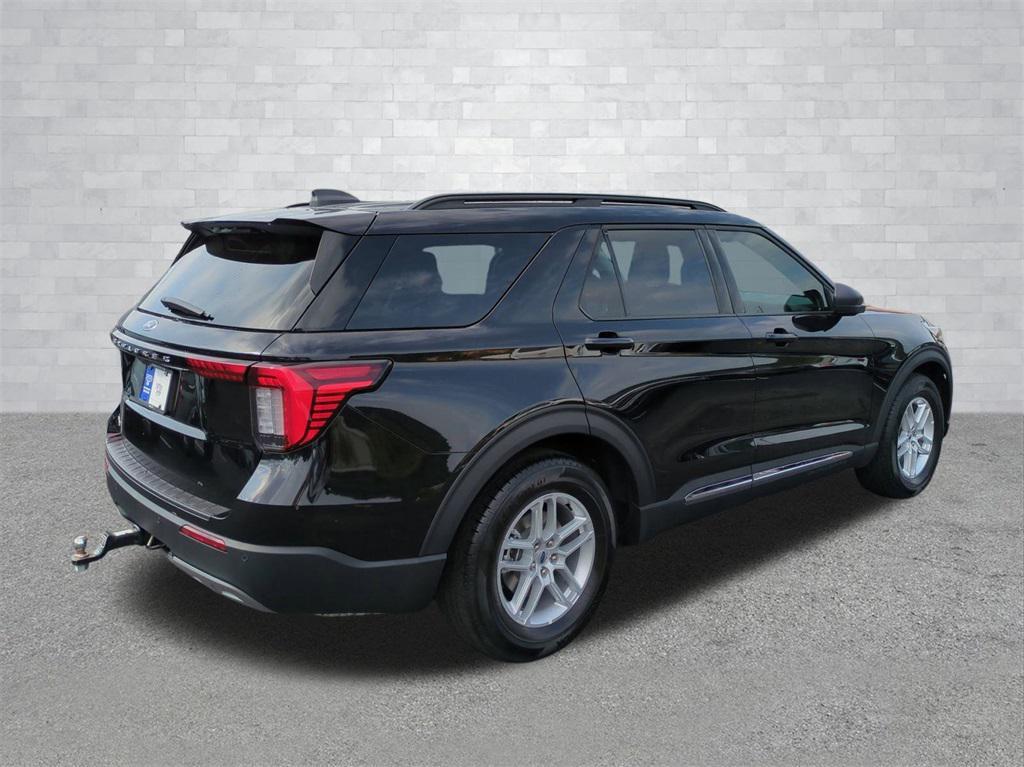 new 2025 Ford Explorer car, priced at $39,264