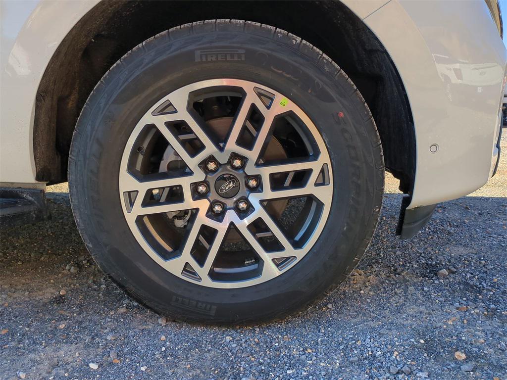 new 2025 Ford Expedition Max car, priced at $71,834