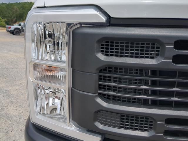 new 2025 Ford F-250 car, priced at $49,454