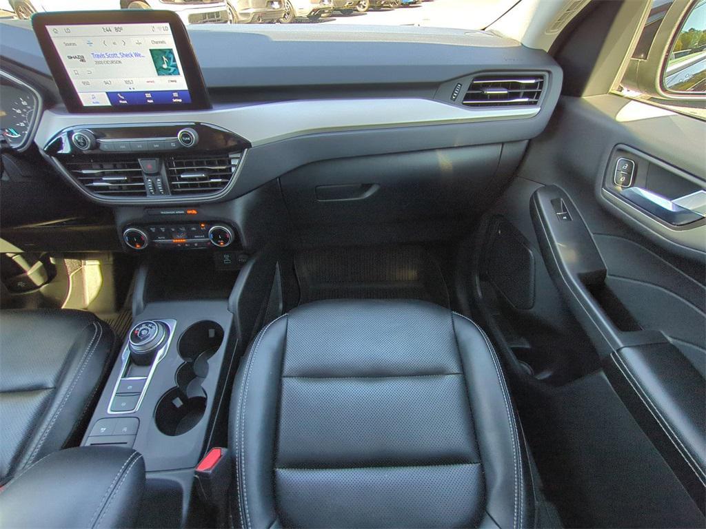 used 2022 Ford Escape car, priced at $21,500