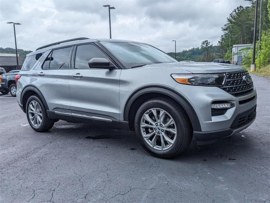 new 2024 Ford Explorer car, priced at $42,874