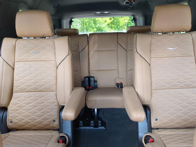 used 2024 Cadillac Escalade ESV car, priced at $94,269