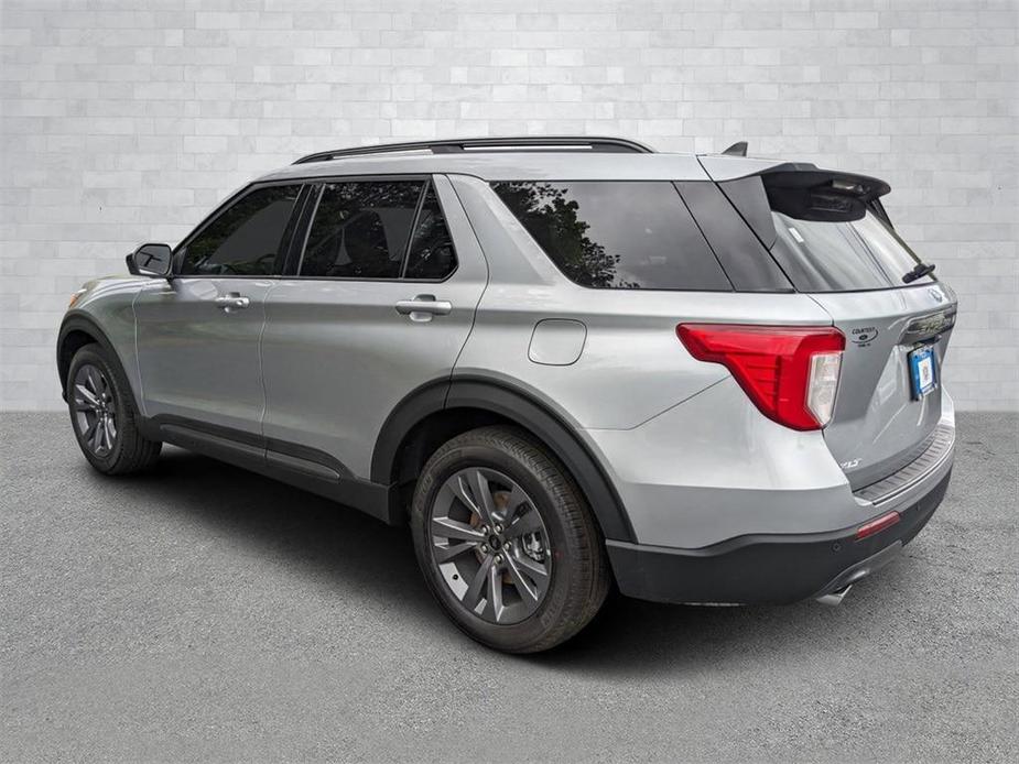 new 2024 Ford Explorer car, priced at $40,774