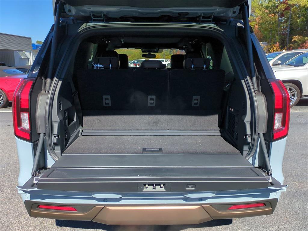 new 2025 Ford Expedition car, priced at $81,744