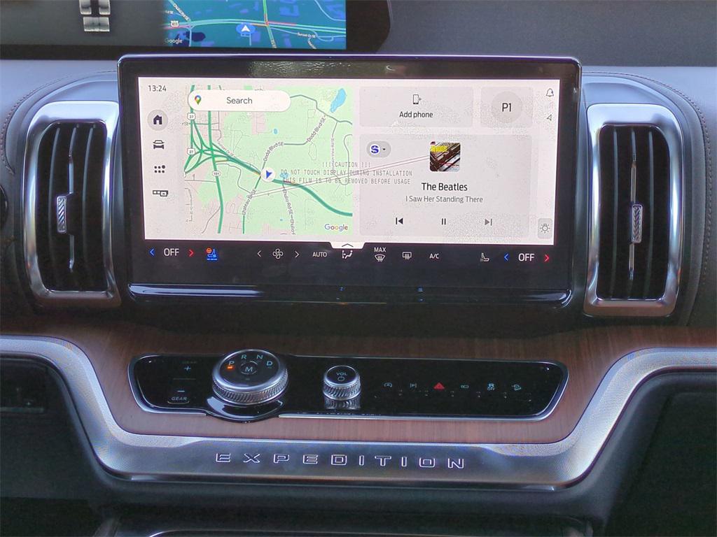 new 2025 Ford Expedition car, priced at $81,744