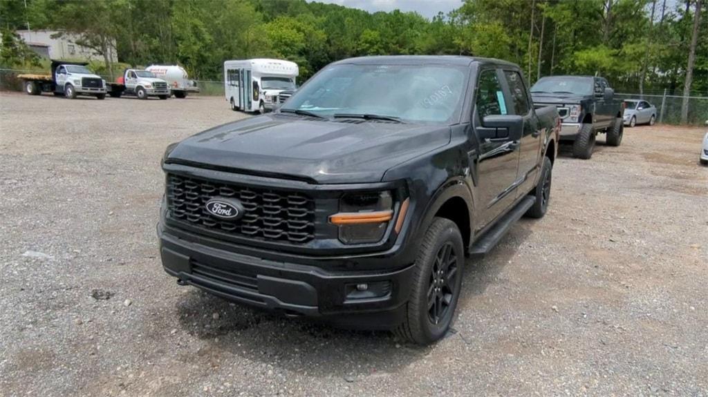 new 2024 Ford F-150 car, priced at $49,029