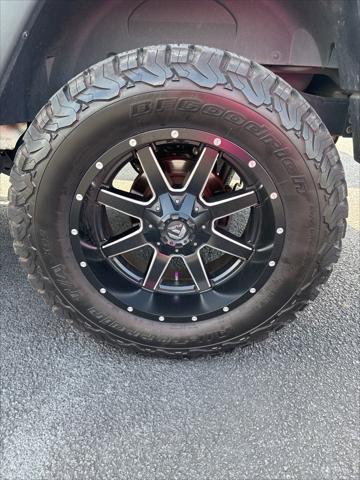 used 2017 Jeep Wrangler Unlimited car, priced at $21,376