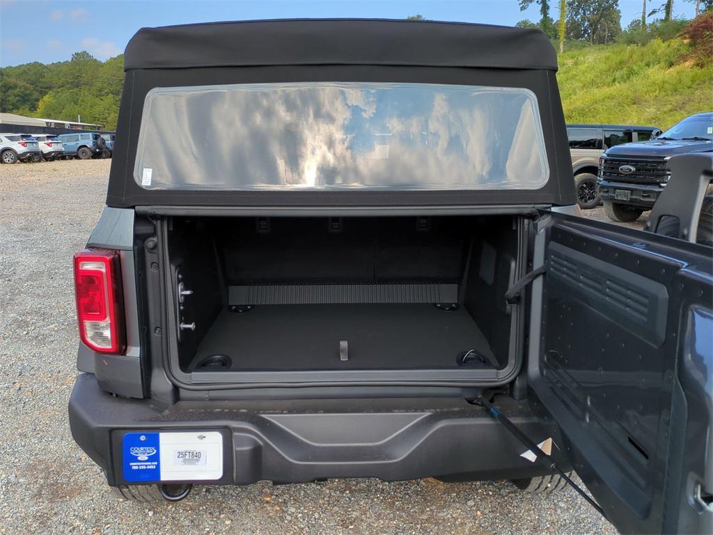 new 2025 Ford Bronco car, priced at $38,284