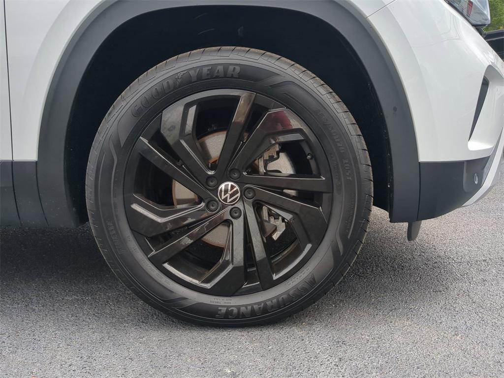 used 2022 Volkswagen Atlas car, priced at $24,472