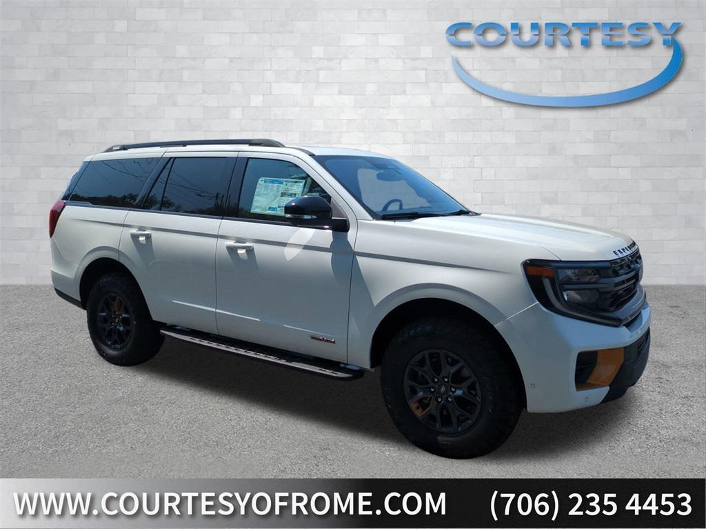 new 2025 Ford Expedition car, priced at $82,039