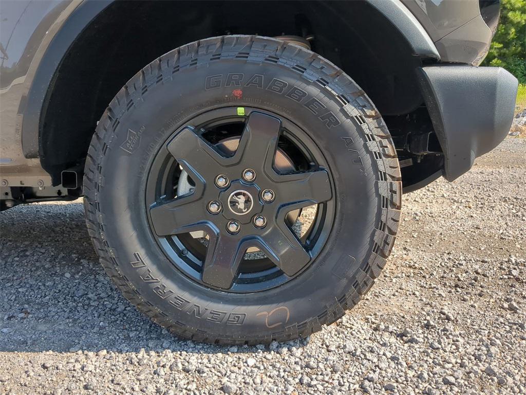 new 2025 Ford Bronco car, priced at $44,894