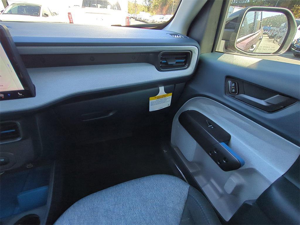 new 2025 Ford Maverick car, priced at $31,039