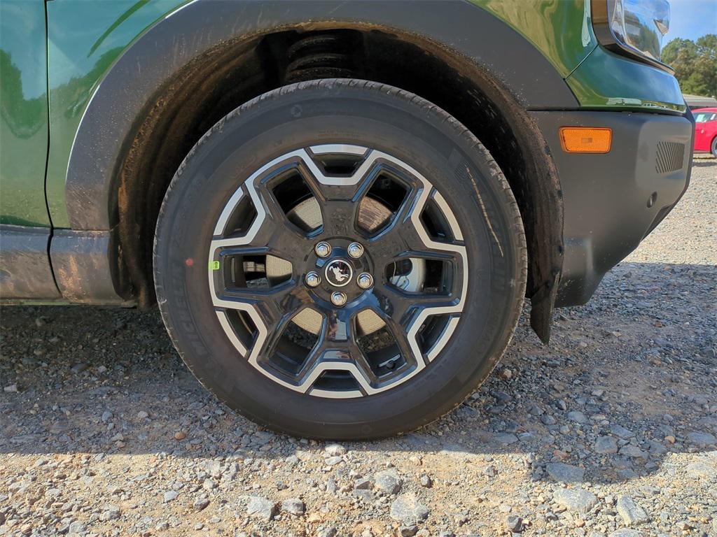 new 2025 Ford Bronco Sport car, priced at $37,374