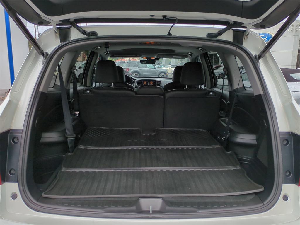 used 2022 Honda Pilot car, priced at $27,794