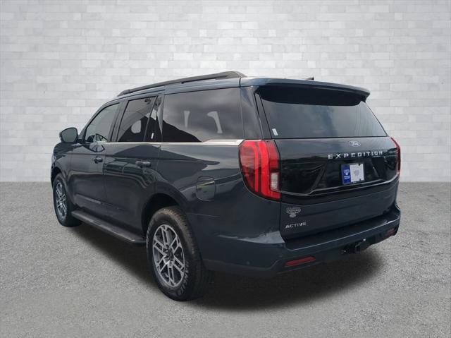 new 2025 Ford Expedition car, priced at $66,704