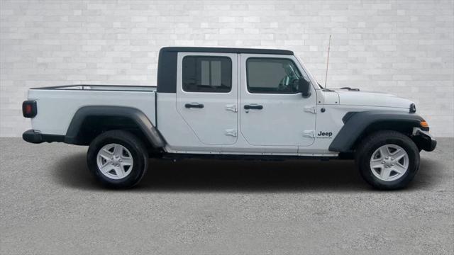 used 2023 Jeep Gladiator car, priced at $29,246