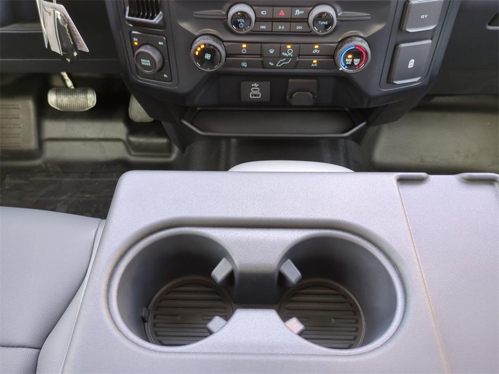 new 2025 Ford F-150 car, priced at $43,899