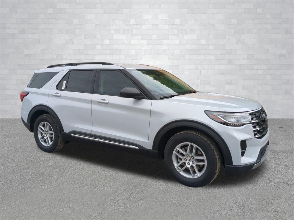 new 2025 Ford Explorer car, priced at $39,264