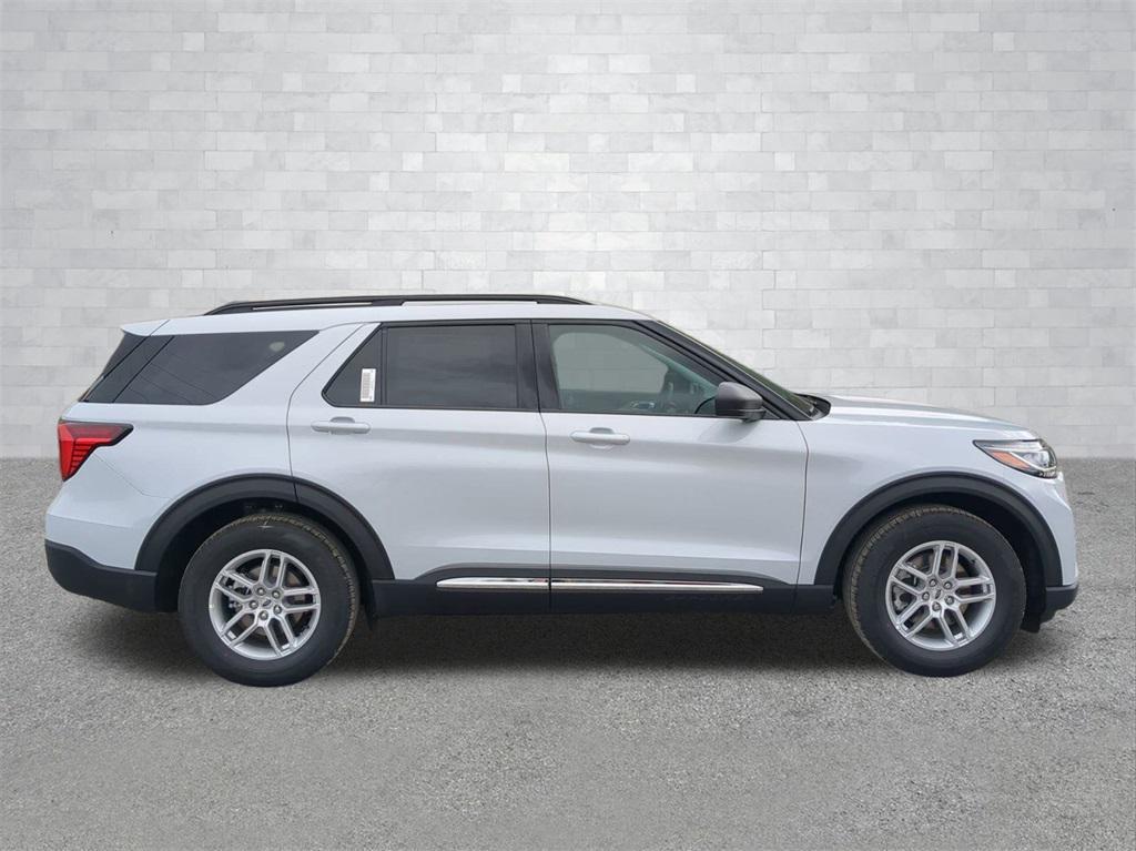 new 2025 Ford Explorer car, priced at $39,264