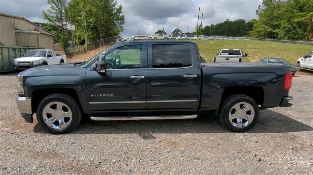 used 2018 Chevrolet Silverado 1500 car, priced at $25,211