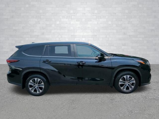used 2024 Toyota Highlander car, priced at $43,940