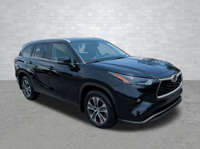 used 2024 Toyota Highlander car, priced at $43,940