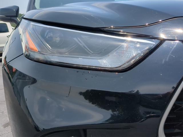 used 2024 Toyota Highlander car, priced at $43,940