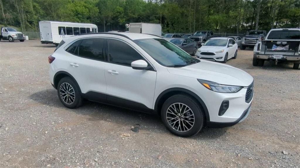 new 2024 Ford Escape car, priced at $37,489