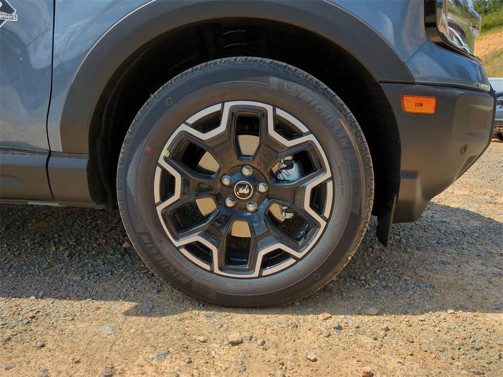 new 2025 Ford Bronco Sport car, priced at $37,479