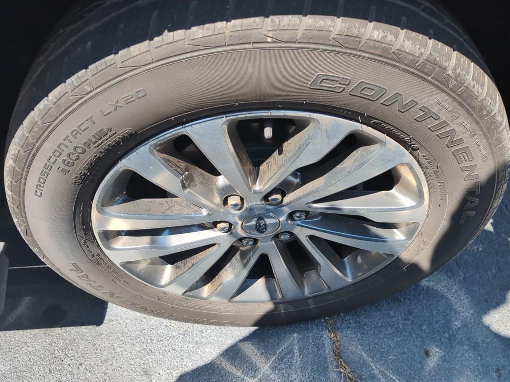 used 2018 Ford Expedition car, priced at $20,785