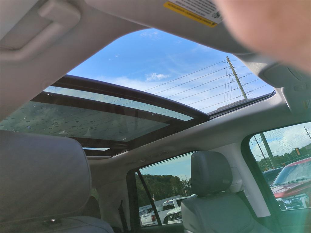 new 2025 Ford Expedition Max car, priced at $68,334