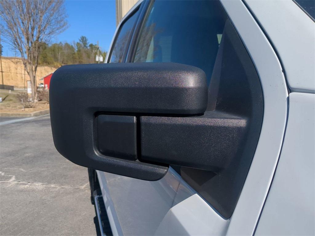 new 2025 Ford F-150 car, priced at $49,139