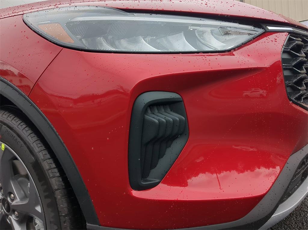 new 2025 Ford Escape car, priced at $25,814