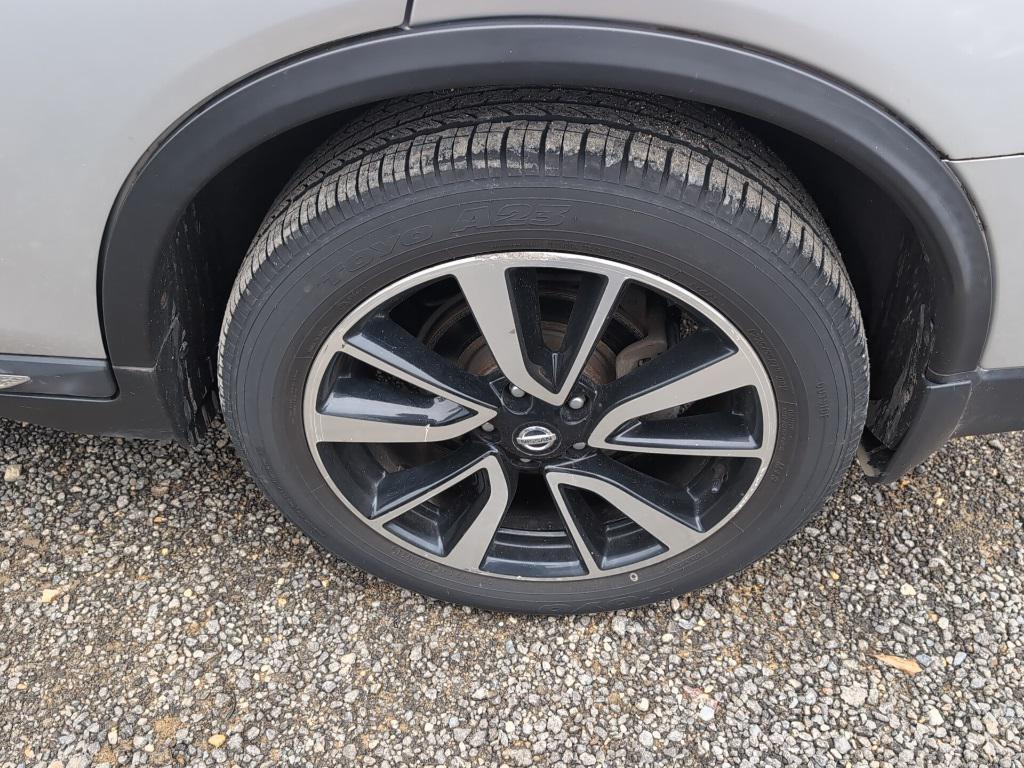 used 2020 Nissan Rogue car, priced at $20,000