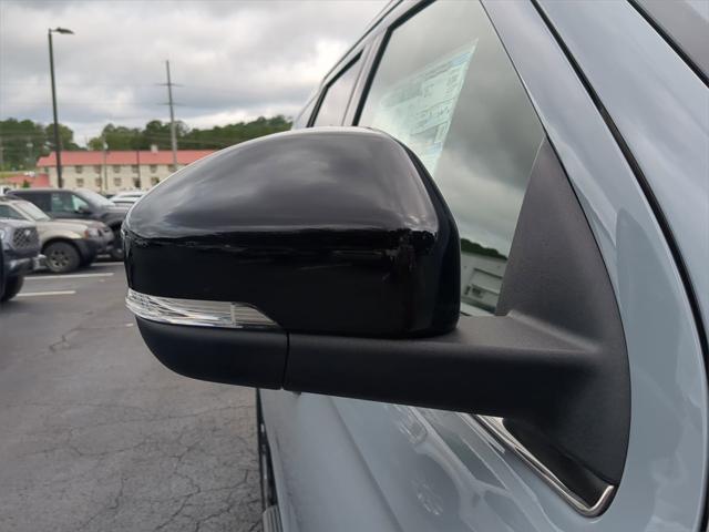 new 2025 Ford Expedition car, priced at $80,999