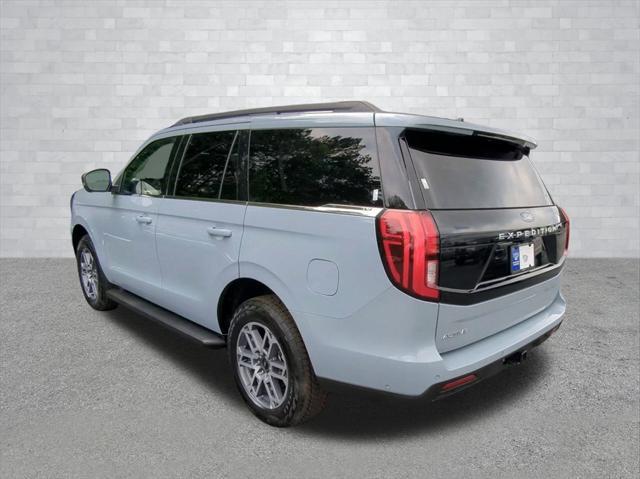 new 2025 Ford Expedition car, priced at $80,999