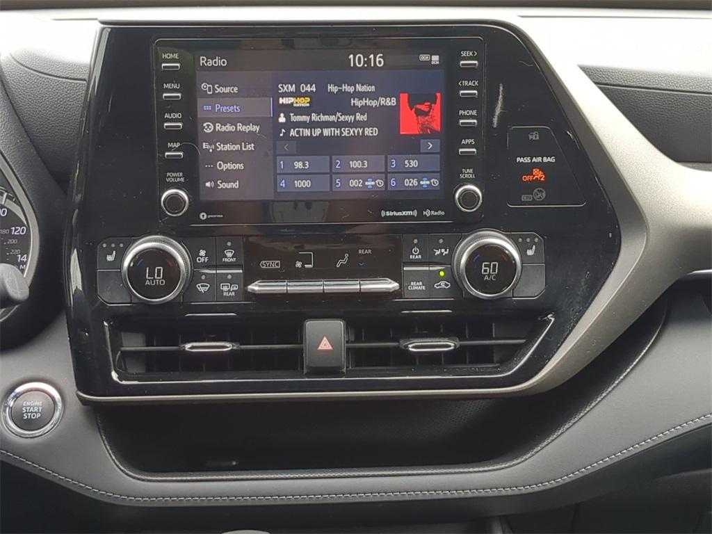 used 2022 Toyota Highlander car, priced at $37,555