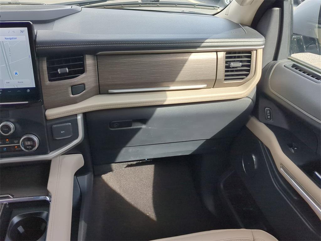 used 2023 Ford Expedition car, priced at $42,000