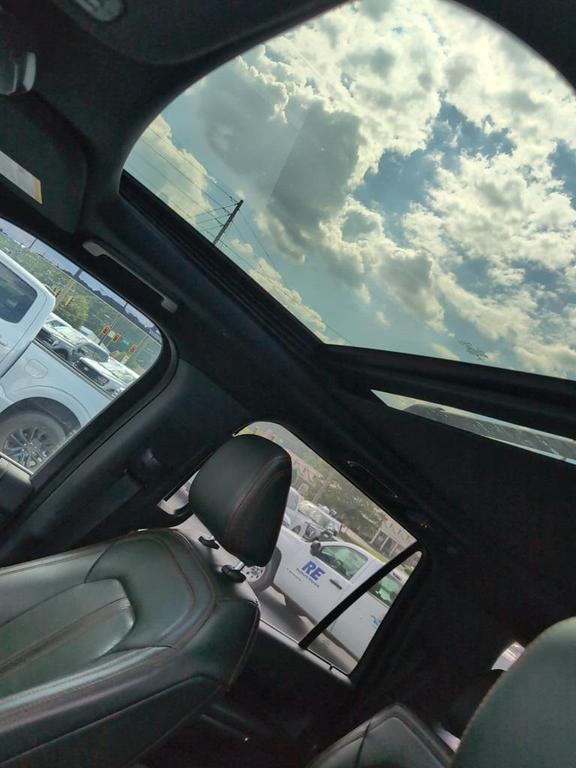 used 2022 Ford Expedition car, priced at $46,902