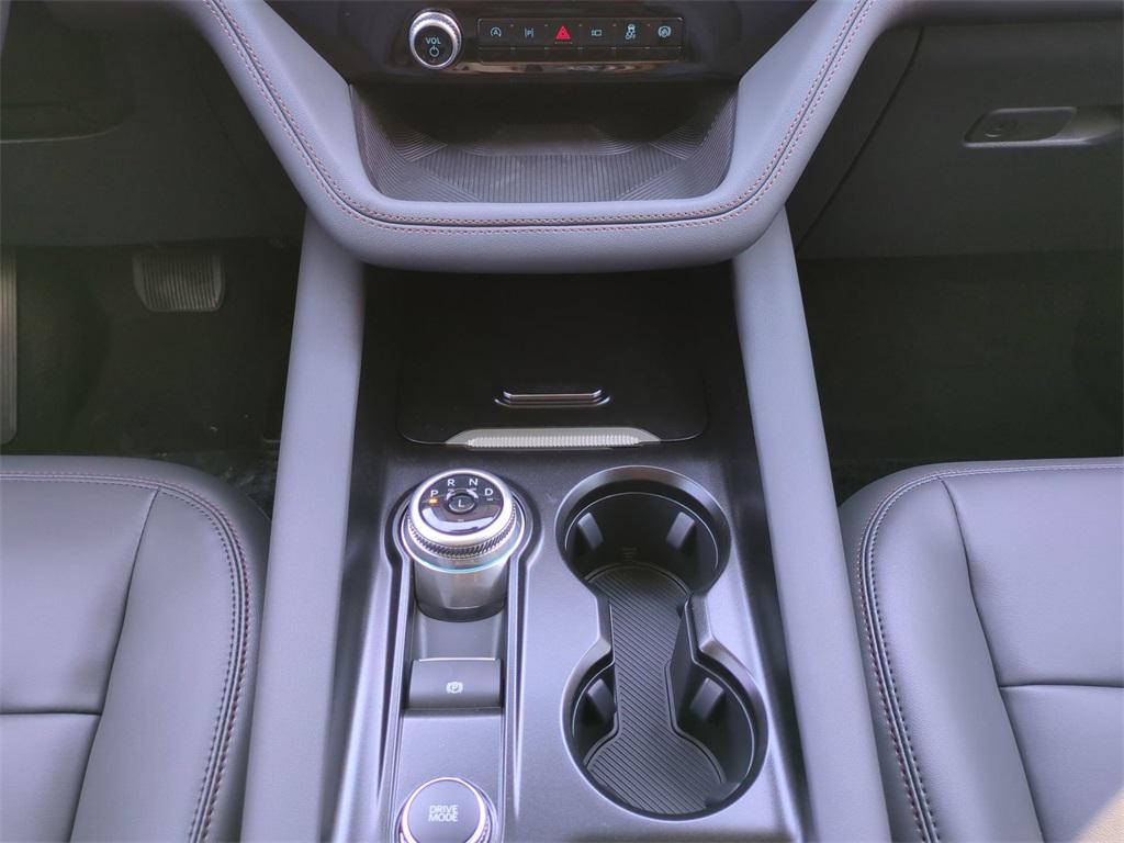 new 2025 Ford Explorer car, priced at $39,264