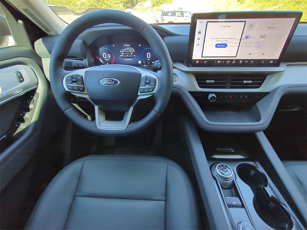 new 2025 Ford Explorer car, priced at $39,264