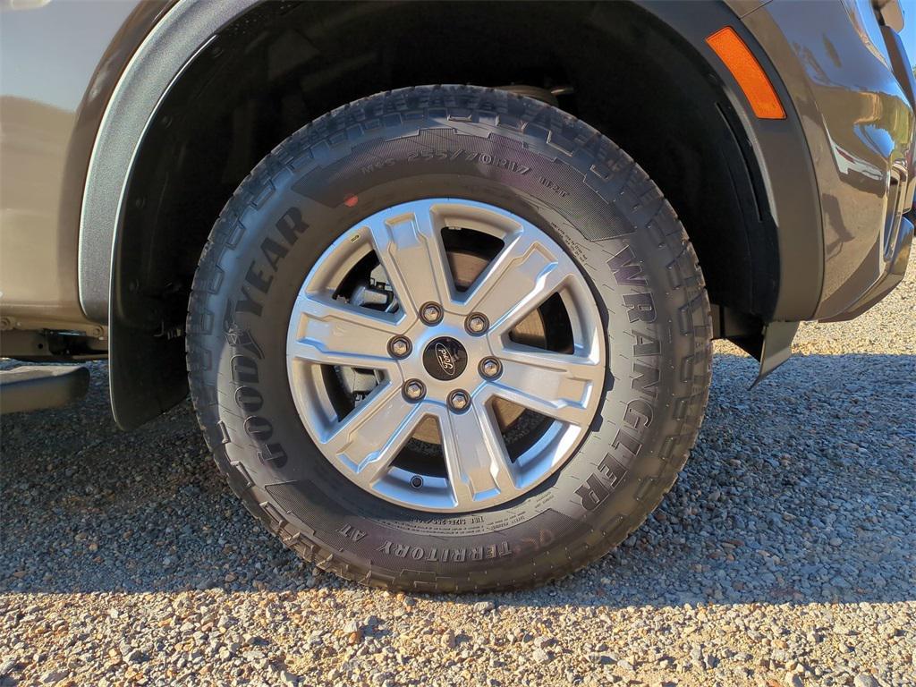 new 2025 Ford Ranger car, priced at $32,579