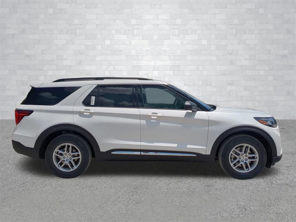 new 2025 Ford Explorer car, priced at $40,059