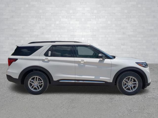 new 2025 Ford Explorer car, priced at $40,059