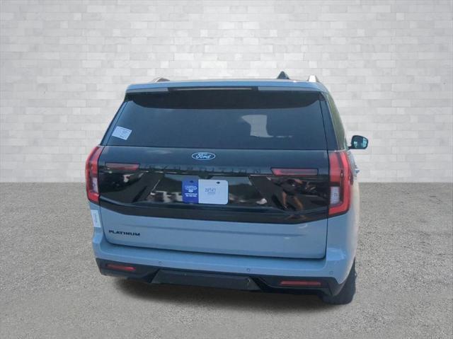new 2025 Ford Expedition car, priced at $82,134