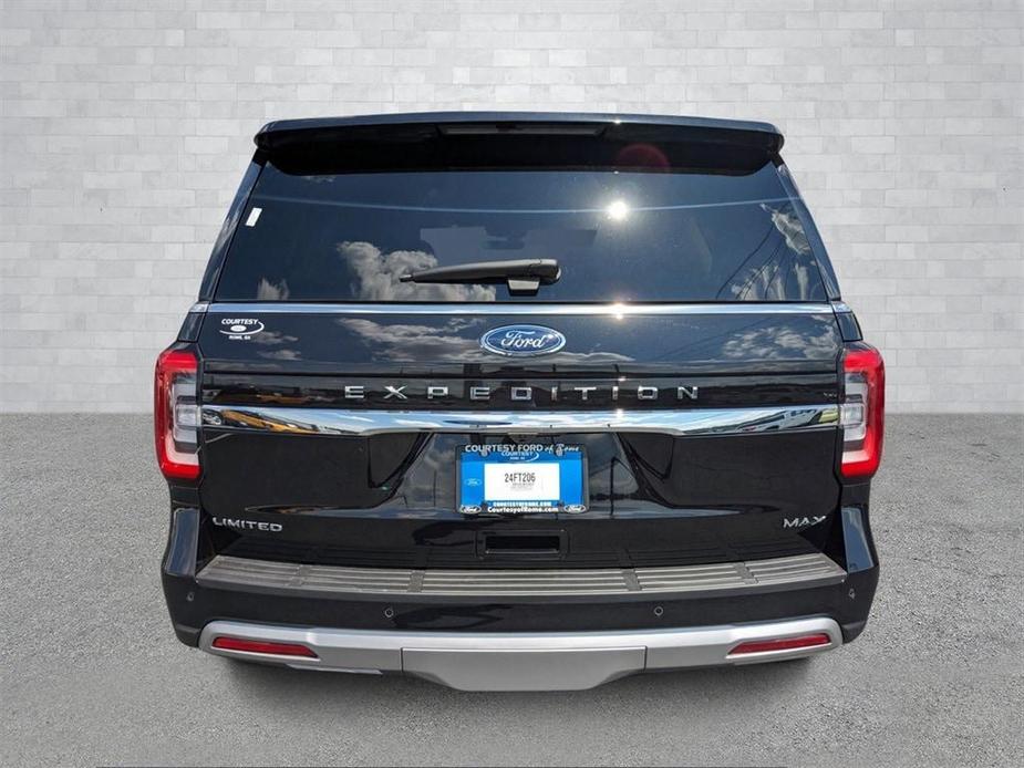 new 2024 Ford Expedition car, priced at $67,899