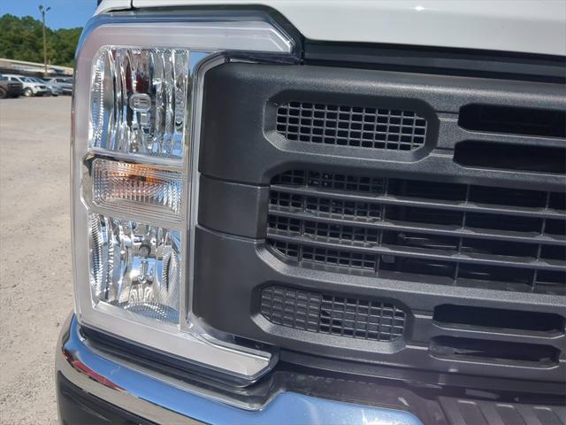 new 2025 Ford F-250 car, priced at $63,359