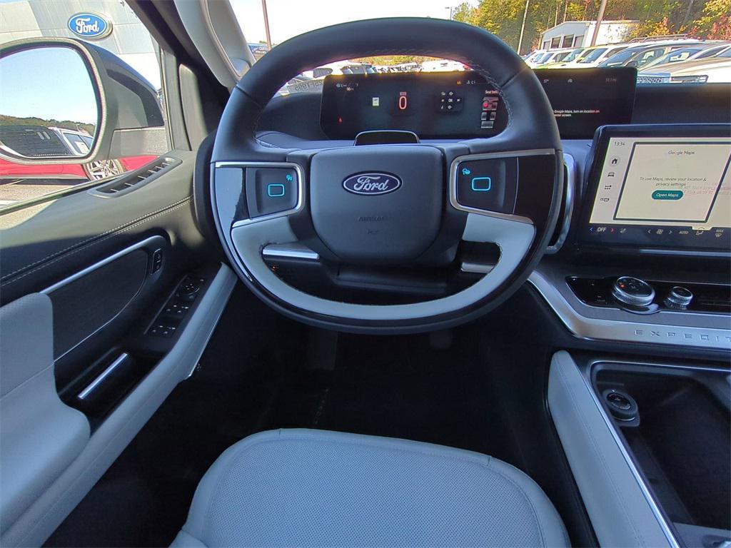 new 2025 Ford Expedition car, priced at $83,739