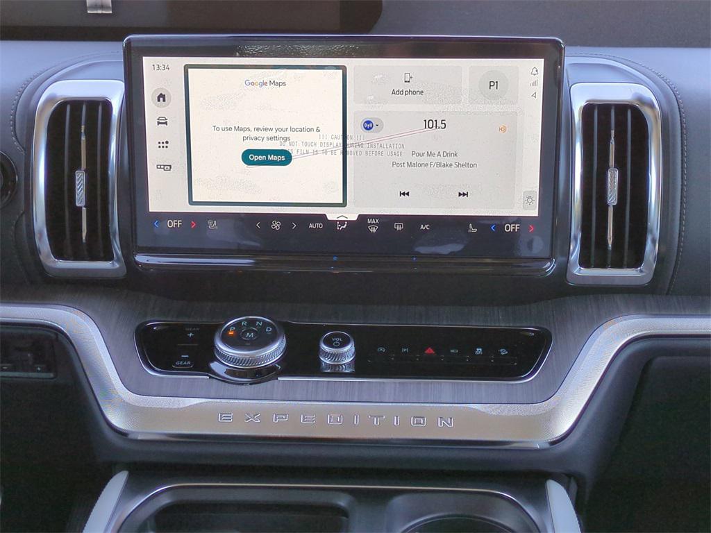 new 2025 Ford Expedition car, priced at $83,739