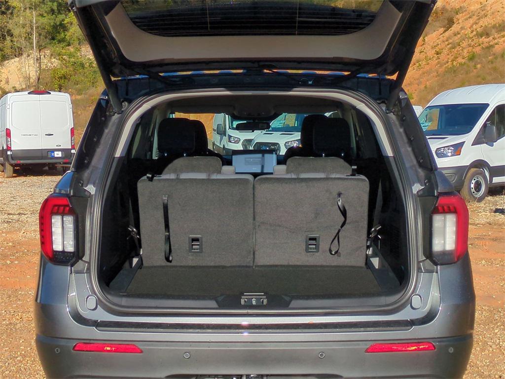 new 2026 Ford Explorer car, priced at $39,279